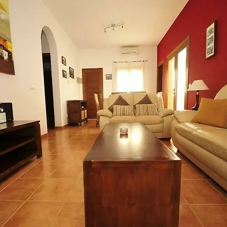 Playa Blanca Sleeps 6 Pool Wifi *