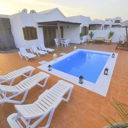 Playa Blanca Sleeps 6 Pool Wifi Playa Blanca (Lanzarote)