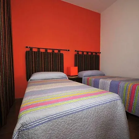 Playa Blanca Sleeps 6 Pool Wifi