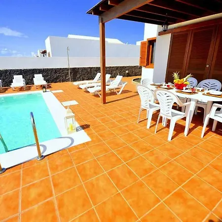 Playa Blanca Sleeps 6 Pool Wifi Vila Playa Blanca (Lanzarote)